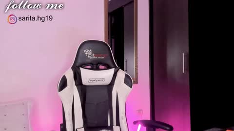 Sara  intagram online show from January 14, 2025, 6:24 am