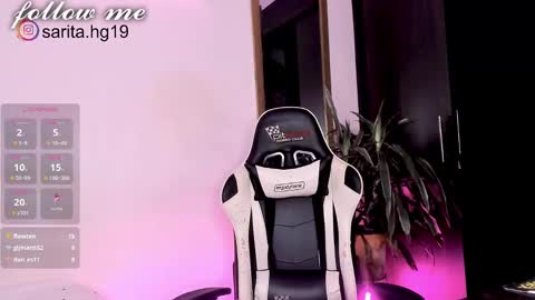 Sara  intagram online show from February 13, 2025, 1:05 pm