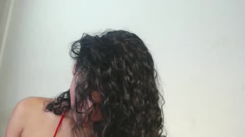 Snapshot of _sarahtomatto_ chatting on March 9, 2025, 12:42 pm _sarahtomatto_ online show from March 9, 2025, 12:42 pm