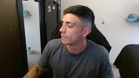 SCHNEIDER online show from February 1, 2026, 7:01 pm