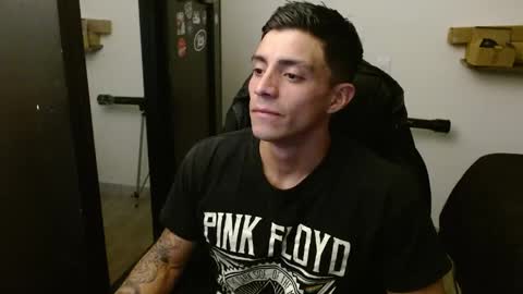 Snapshot of _schnnneider_ chatting on April 24, 2026, 10:56 pm SCHNEIDER online show from April 24, 2026, 10:56 pm