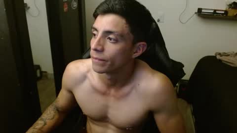 Snapshot of _schnnneider_ chatting on May 25, 2026, 11:22 pm SCHNEIDER online show from May 25, 2026, 11:22 pm