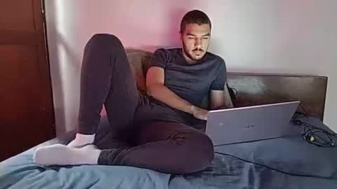 Snapshot of _sebas69 chatting on November 16, 2025, 1:49 pm _sebas69 online show from November 16, 2025, 1:49 pm