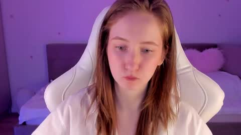 Snapshot of _secretelly_ chatting on November 13, 2025, 11:58 pm _secretelly_ online show from November 13, 2025, 11:58 pm