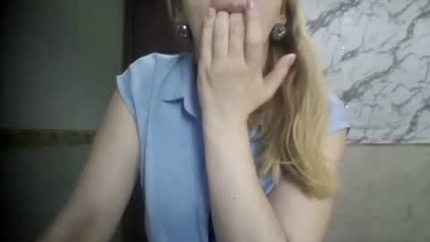  SexyXSveta  online show from April 10, 2026, 6:18 am
