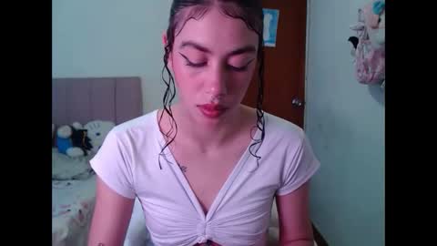 _shanellxxx online show from February 6, 2026, 7:17 pm