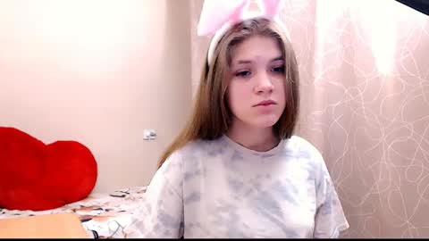 Snapshot of _shy_bunny__ chatting on January 16, 2025, 9:37 am Mari online show from January 16, 2025, 9:37 am