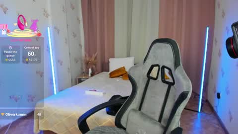  Shy Jenny  online show from June 11, 2026, 2:53 am