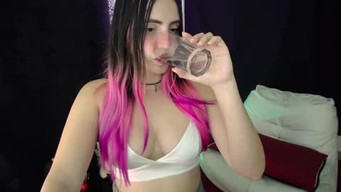 Snapshot of _sofiapink chatting on January 31, 2026, 7:11 pm Sofia online show from January 31, 2026, 7:11 pm