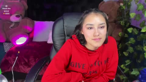 Snapshot of _sophie__miller chatting on January 18, 2025, 8:09 pm Sophie  online show from January 18, 2025, 8:09 pm