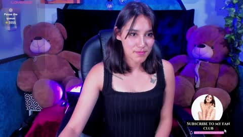 Snapshot of _sophie__miller chatting on February 3, 2025, 7:31 pm Sophie  online show from February 3, 2025, 7:31 pm