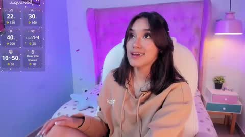 Snapshot of _sophie__miller chatting on September 27, 2025, 9:42 pm Sophie  online show from September 27, 2025, 9:42 pm