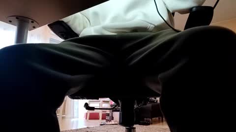 _spicymike_ online show from December 29, 2024, 9:06 am