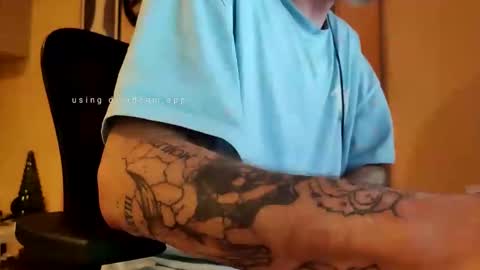 _spicymike_ online show from November 29, 2025, 7:06 pm