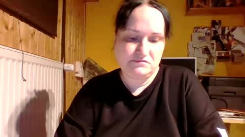 Snapshot of _squirty_pussyyy_ chatting on June 24, 2026, 11:42 am Melisa online show from June 24, 2026, 11:42 am