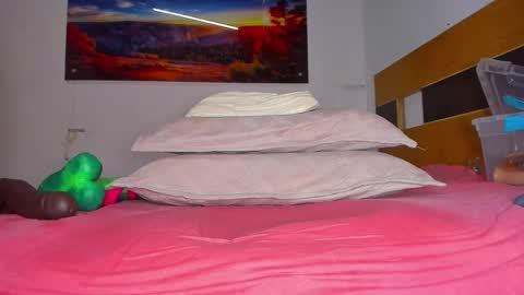 susy online show from March 12, 2025, 6:00 pm