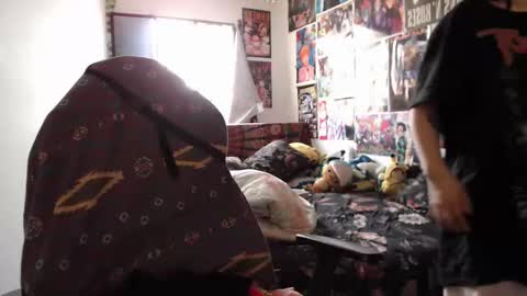 Snapshot of _succubowie_ chatting on November 10, 2025, 5:01 pm Succubowie online show from November 10, 2025, 5:01 pm