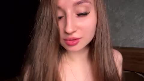 Kira online show from March 3, 2026, 8:20 am