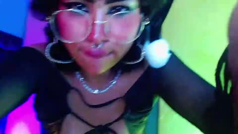 Kuromi online show from December 17, 2024, 5:18 am