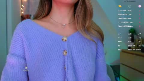 Snapshot of _sweetcams_ chatting on April 17, 2026, 5:32 am Dasha online show from April 17, 2026, 5:32 am