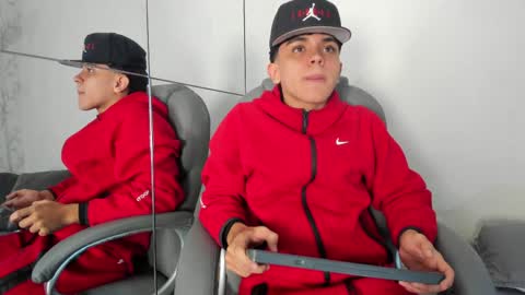 _taylorblack online show from April 7, 2026, 11:43 am