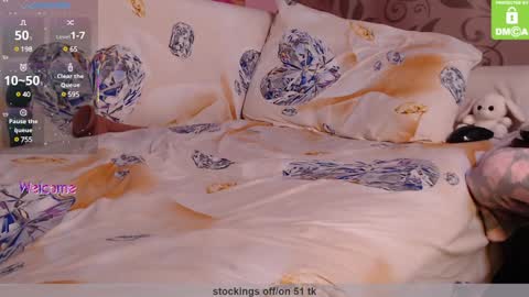 Mia online show from February 3, 2025, 9:30 am