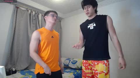 Scot y Patrick online show from April 22, 2026, 10:00 pm