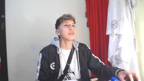 Thomas online show from January 8, 2025, 8:49 am