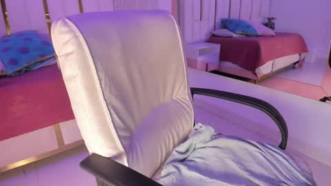 Rousse  online show from January 18, 2026, 7:17 pm