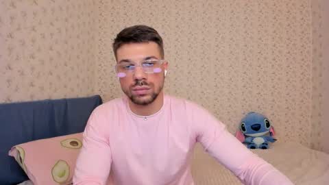 Tony Wolf online show from December 20, 2025, 7:32 pm