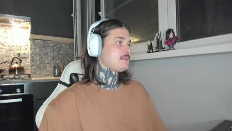 _torfin_ online show from February 15, 2025, 10:10 pm