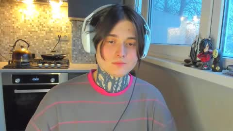 _torfin_ online show from February 5, 2026, 5:56 am