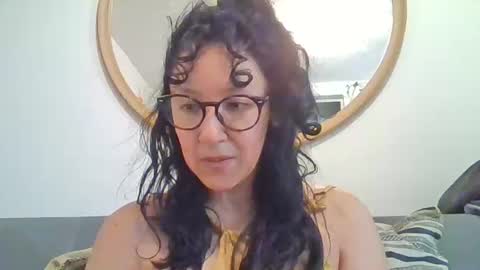 _tutti_frutti_ online show from October 4, 2025, 5:27 am