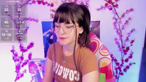 Snapshot of _urcutekitty chatting on October 3, 2025, 3:03 am     online show from October 3, 2025, 3:03 am