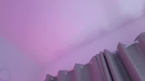 _valeria_saenz_ online show from March 26, 2026, 3:45 am