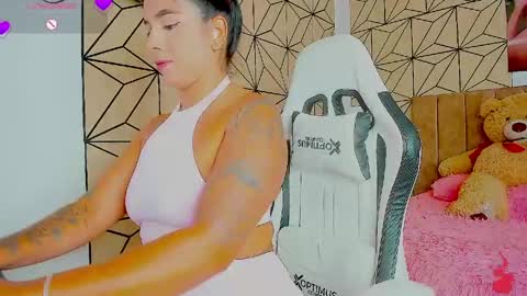 vane online show from April 15, 2026, 7:10 pm