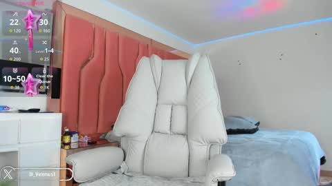 stephany online show from October 24, 2025, 8:38 pm