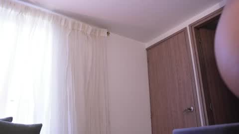 Snapshot of _victoria_florez chatting on June 4, 2026, 8:37 pm VICTORIA online show from June 4, 2026, 8:37 pm