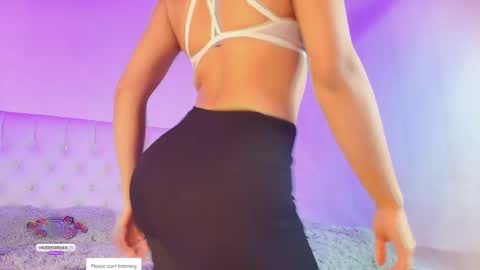 Victoria Fox online show from March 17, 2026, 12:48 am