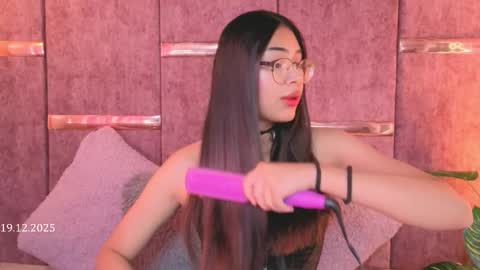   online show from December 19, 2025, 8:16 pm