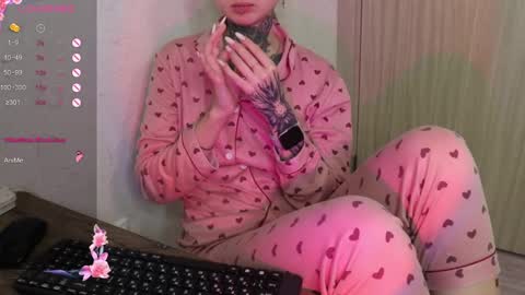 Alis online show from February 4, 2025, 8:59 pm