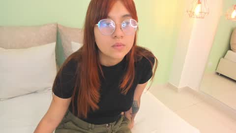 Snapshot of _vix555_ chatting on February 4, 2025, 9:41 pm Vix online show from February 4, 2025, 9:41 pm