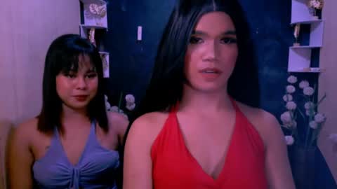 _xxlilly online show from April 12, 2026, 11:15 am