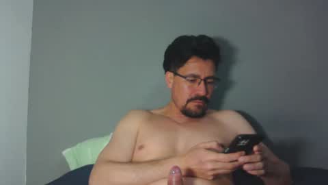 Snapshot of _yjesneth2011 chatting on October 8, 2025, 11:46 pm _yjesneth2011 online show from October 8, 2025, 11:46 pm