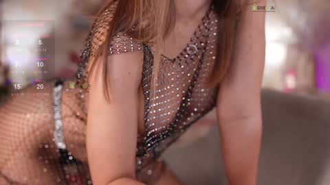 Snapshot of _your_angel chatting on December 24, 2024, 12:44 am YOUR ANGEL online show from December 24, 2024, 12:44 am