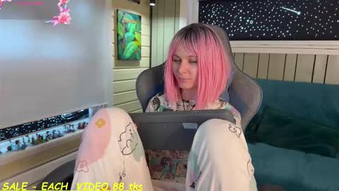 YourSecretCrush online show from February 19, 2026, 1:29 pm