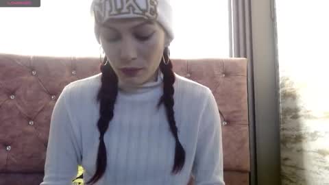 Snapshot of _yuyi chatting on February 6, 2026, 12:19 pm Yuyi online show from February 6, 2026, 12:19 pm