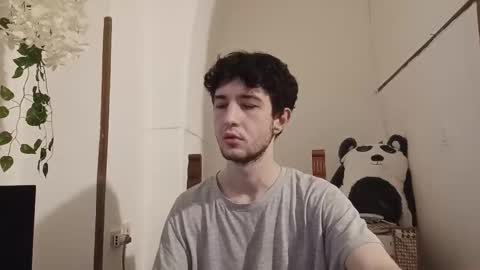 Snapshot of _zanex chatting on February 18, 2026, 9:22 pm Oleg online show from February 18, 2026, 9:22 pm