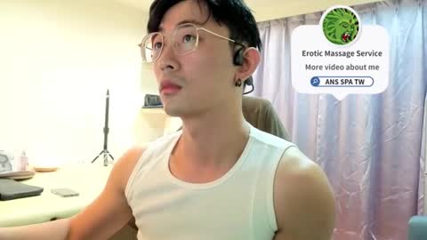 Snapshot of a20111220 chatting on February 5, 2026, 12:54 pm a20111220 online show from February 5, 2026, 12:54 pm