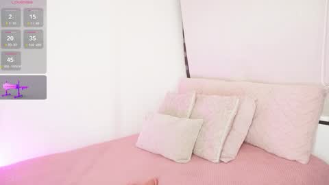 Alexandra  online show from November 8, 2025, 9:31 am